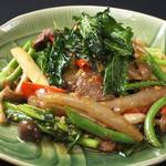 Shanghai Pad Kee Mao <Stir-fried vermicelli with seasonal vegetables with spicy basil>