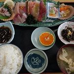 市場食堂ぶえんかん - 