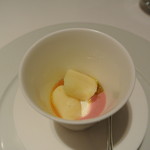 リストランテ カノフィーロ - ビーツの冷製スープ　キタアカリのニョッキとオレンジ