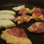 味十味 2号 - 鶏もも　焼く！