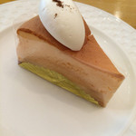 オ・プティ・マタン - 2種類のチーズを使ったケーキは400円