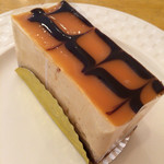 オ・プティ・マタン - 店名「オプティマタン」のスペシャリテはキャラメルムース