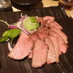 サケラボトーキョー - 極上牛肉のローストビーフ