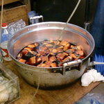 新潟本町 鈴木鮮魚 - 新潟名物　鮭の焼漬　仕込み中。