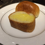 ダイニングダイ - ランチのパン