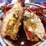 くいしんぼー山中 - 頭の部分は味噌汁で 味噌もたっぷりで甘い