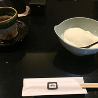 豆腐懐石 くすむら - おかわりできる、あったかおぼろ豆腐