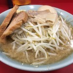 ラーメン二郎 - ラーメン（野菜/ニンニク/アブラ）＋味玉子