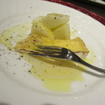 エス小林 - 【フランス産 白カビチーズの蜂蜜掛け】