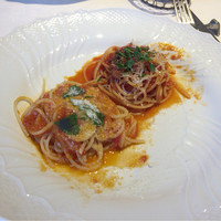 La Brianza - ランチパスタの【甘いトマトのスパゲティ】【ローマ風 トマトとパンチェッタのスパゲティ】
                