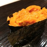 鮨 とかみ - 利尻の馬糞雲丹
      