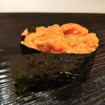 鮨 とかみ - 利尻の馬糞雲丹
      