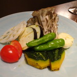 THE 雪月花 - 旬野菜やき盛り(800円)