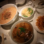 中国料理 翡翠宮 - 坦々麺と牡蠣のあんかけ丼