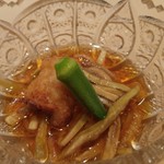 鮨 とかみ - 加賀茄子のそうめん仕立て 穴子の唐揚添え
      