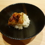 鮨 つきうだ - ノドグロ炙りの小椀寿司