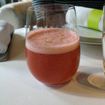 キュイジーヌ[s] ミッシェル・トロワグロ - 妻が頼んだフルーツカクテル