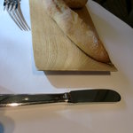 キュイジーヌ[s] ミッシェル・トロワグロ - 他にイチジクを練りこんだパンもありました