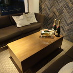 THE 雪月花 - 入口付近ウェイティングスペース