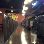 ひげ坊主 - H.28.10.31.昼 内観：カウンター席中ほどから店奥方向