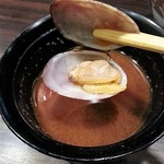 Tengiku Ten - かき揚げ丼に浅蜊の味噌汁付きます