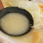 ラーメン・豚丼専門 拾丁目食堂 - スープ