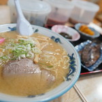 駅前札幌ラーメン - みそ + ライス