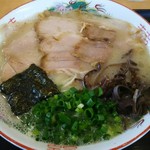 長崎楼 - ラーメン(600円)2016.11