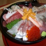 とっても豪華な海鮮丼