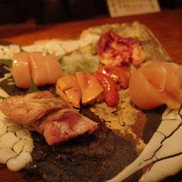 鶏一途 - 地鶏刺身の盛り合わせ