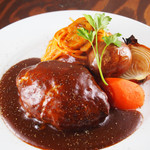 洋食コノヨシ - 料理写真:コノヨシ特製ハンバーグ180g