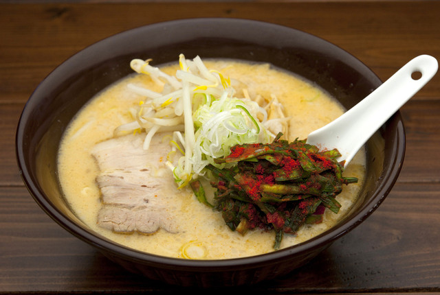 ラーメン食堂 ホームラン - 東大崎（ラーメン）の写真