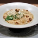 虎白 - デザート　抹茶ムース　ブランデーシャーベット　焦がし砂糖ソース
      