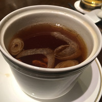 中国飯店 紫玉蘭 - うこっけい入り薬膳蒸しスープ