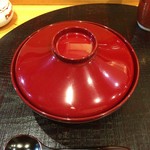 江戸前晋作 - 蒸し胡麻豆腐のお椀