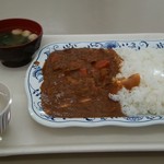 新潟市役所本館 食堂 - カレーライス大盛です　(11/7)