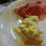山猫軒 - タマゴサラダと・・・