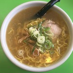 らぁめん 味一番 - 塩ラーメン、680円です。