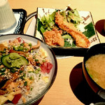 Jikkan - 海鮮バラちらし丼950円
