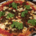 Pizzeria D.F Azzurro - ひき肉と豆のキーマカレーピッツァ