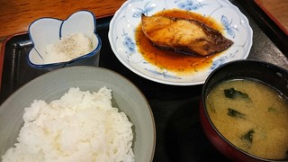 ajinoyamaya - ぶり煮定食♪