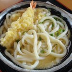 本格手打うどん はゆか - 天ぷらプラスで、天ぷらうどんに
