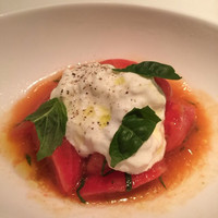 イタリアン オット - カプレーゼ。チーズが滑らか！トマトも美味しい
                ！