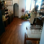 ショコラトリー・パティスリー カカオテ - 内観