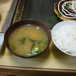 Aji Kurabu Hiro - ご飯、味噌汁、沢庵