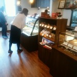 ショコラトリー・パティスリー カカオテ - 内観