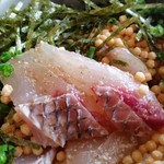 Resutoran Aosa - 出汁の風味とキュッと締まった新鮮な鯛の旨みが素晴らしい