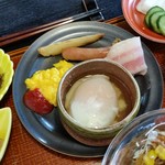 清正公 - 普通にスクランブルエッグとかソーセージもあります