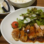 アットマルカフェ - 鶏もも肉の照り焼き定食　税込８５０円