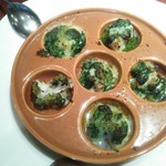 ビストロ クレール - つぶ貝とホタテ貝のブルゴーニュ風